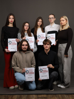 Nagrody i wyróżnienia dla uczniów Szkoły Szczepanika w konkursie fotograficznym “Migawki Starówki”