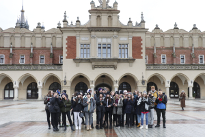 W Krakowie fotografujemy tradycyjnie - wycieczka klasy 1TF